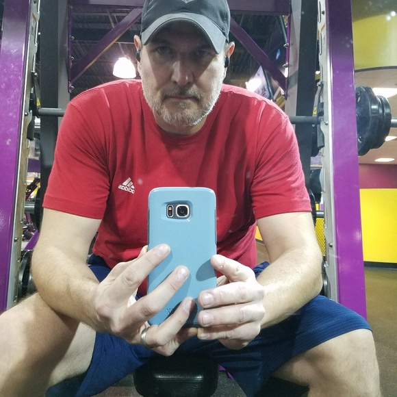 Meet your Posher, Kevin - Picture 4 of 4